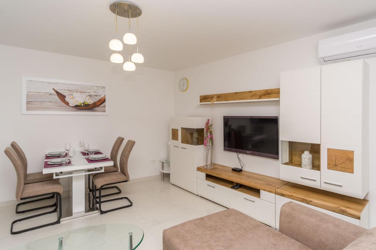 Apartmani Simi - The Sun Цриквеница Экстерьер фото